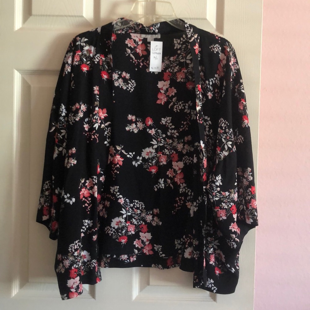 🚫SOLD🚫 Ann Taylor Loft Kimono